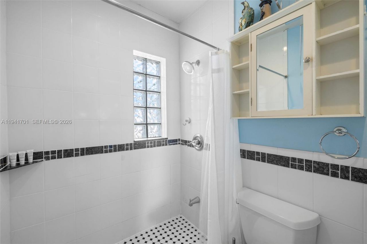 1908 N Ocean Dr , Unit 13A, Hollywood, FL 33019 Photo