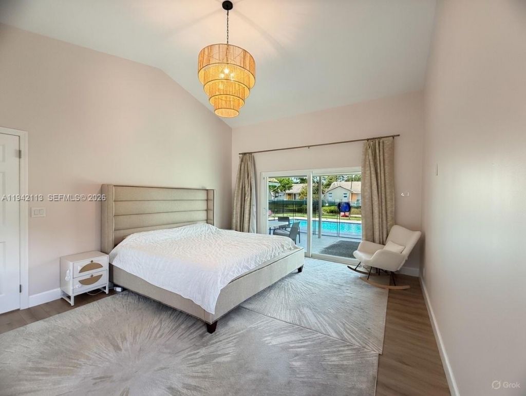 12585 SW 9th Pl, Davie, FL 33325 Photo