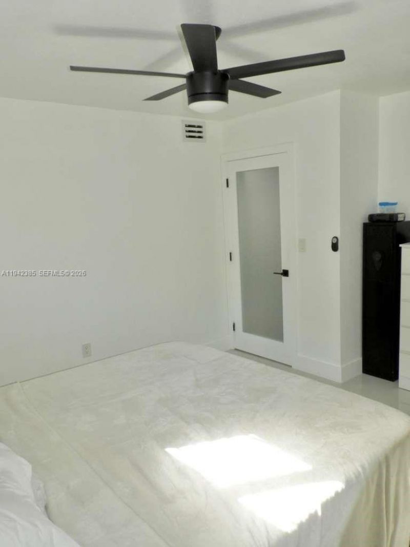 1220 NW 125th St , North Miami, FL 33167 Photo