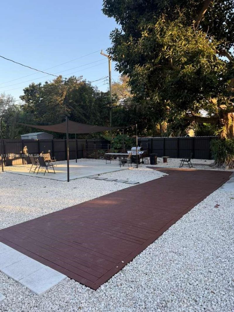 1220 NW 125th St , North Miami, FL 33167 Photo