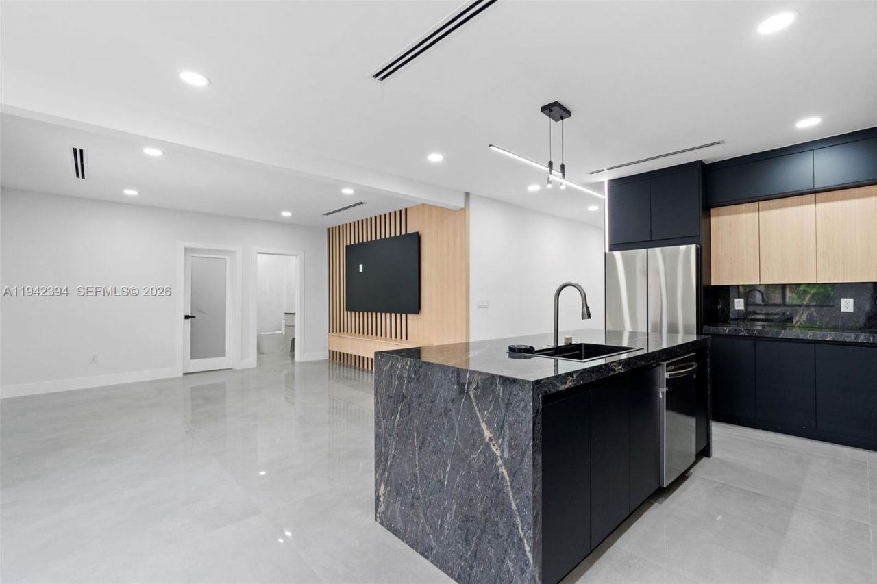 4800 SW 61st Ave, Davie, FL 33314 Photo