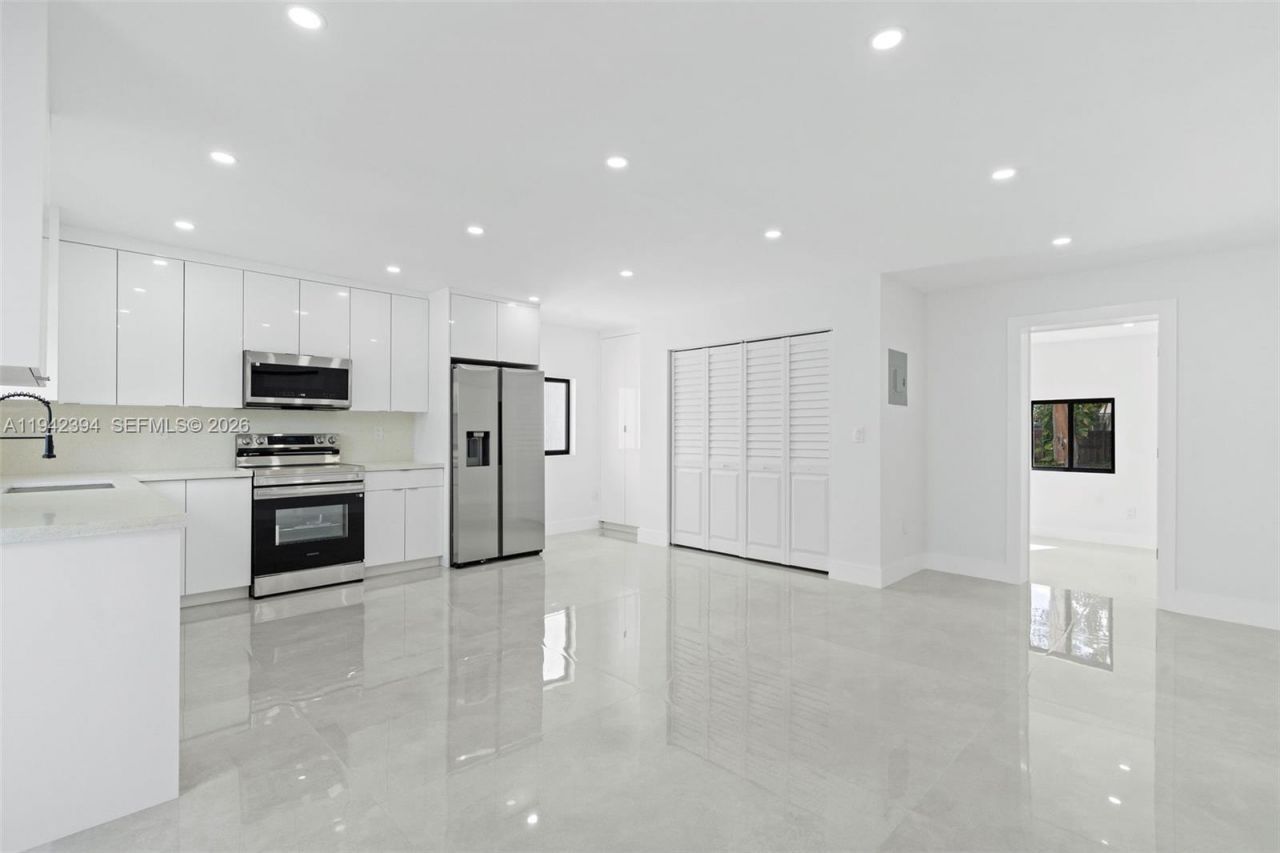 4800 SW 61st Ave, Davie, FL 33314 Photo