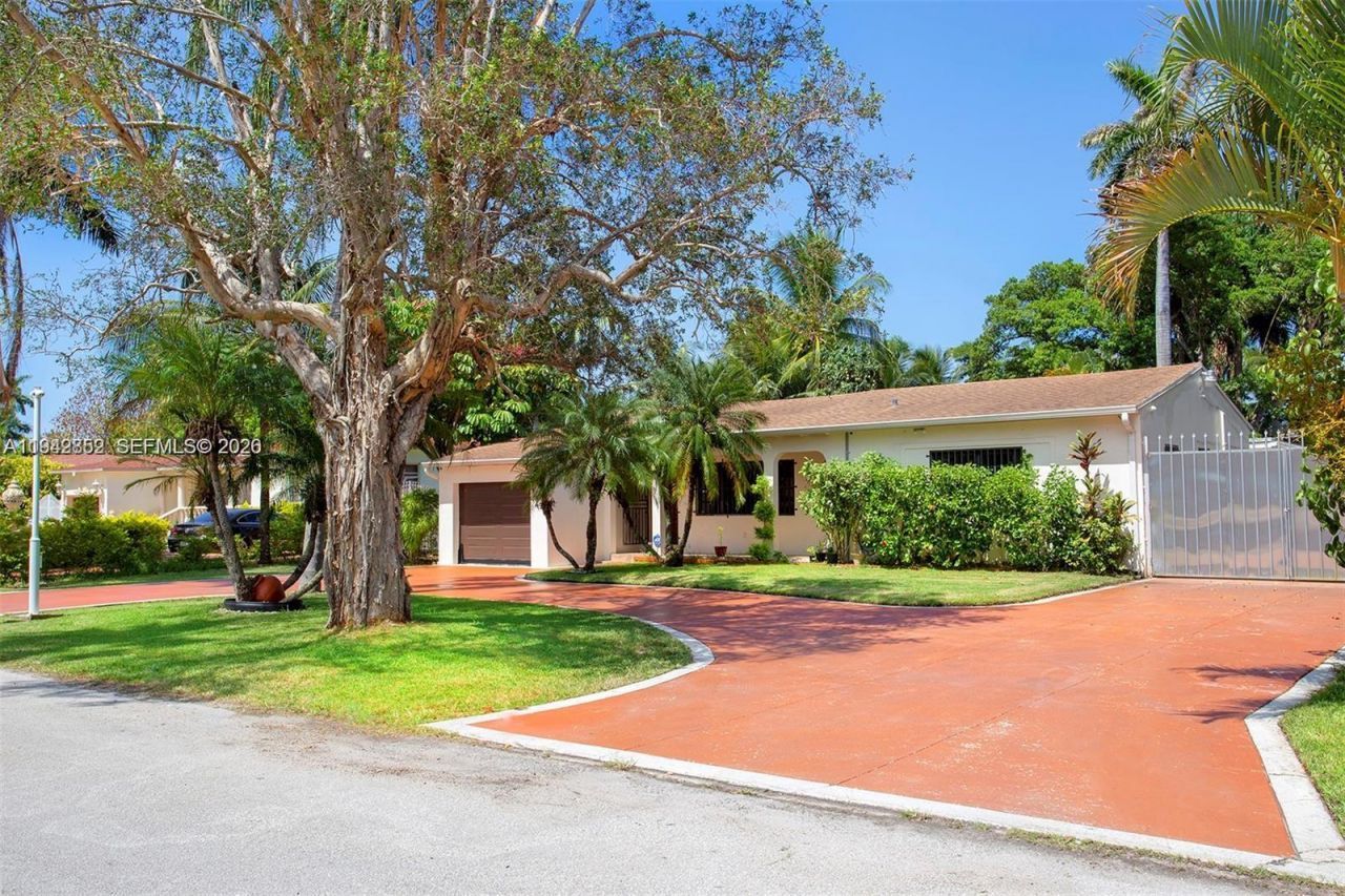 13521 NE 1st Ave , Miami, FL 33161 Photo