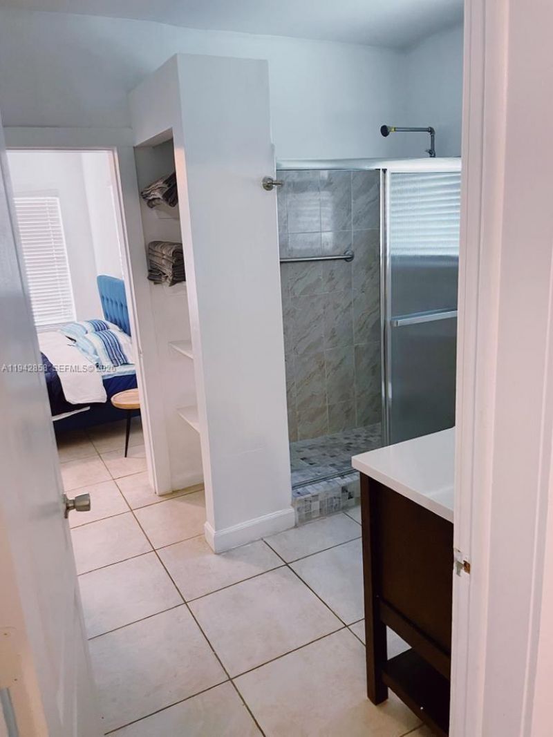 105 NW 31st St, Unit 1, Miami, FL 33127 Photo