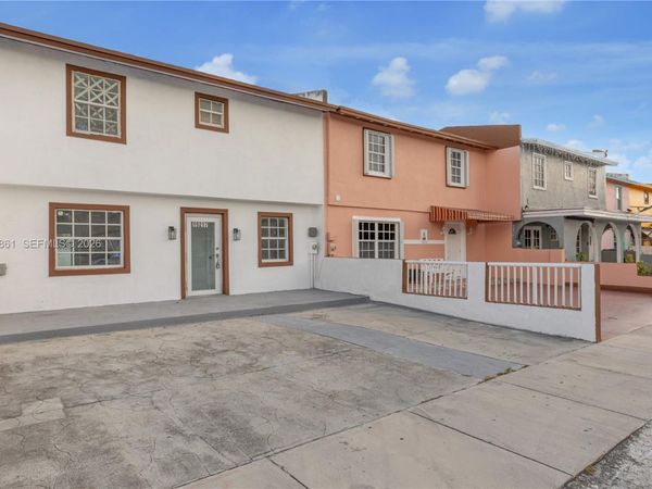 Miami Gardens, FL 33055