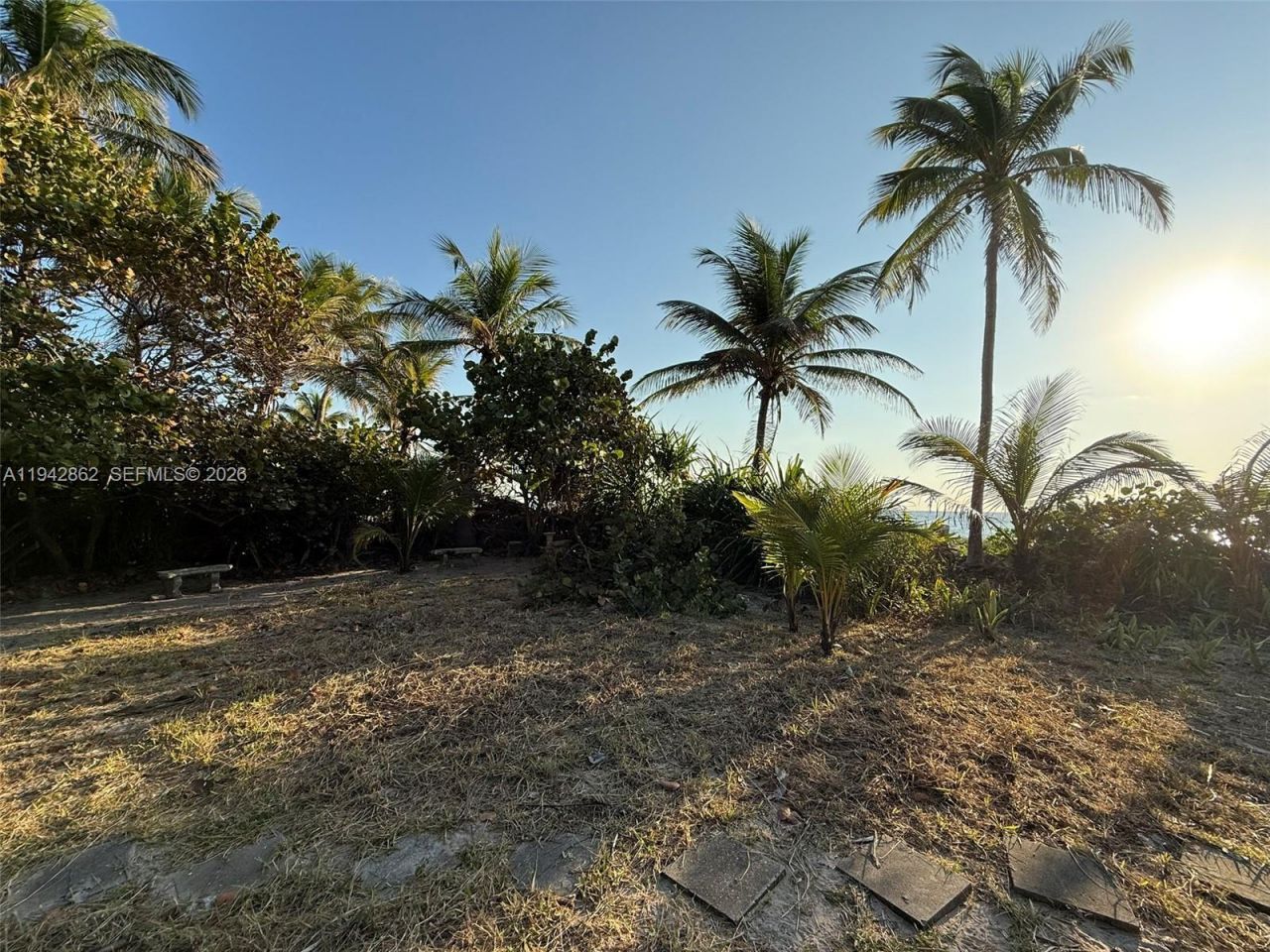 5784 N Surf Rd, Hollywood, FL 33019 Photo