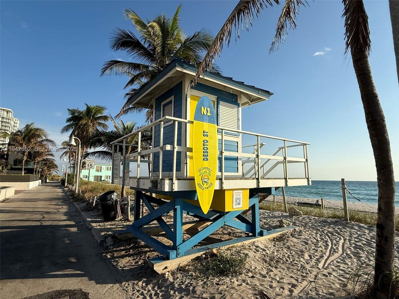 5784 N Surf Rd, Hollywood, FL 33019 Photo