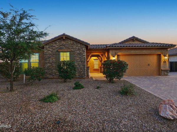 18173 W MACKENZIE Drive, Goodyear, AZ 85395