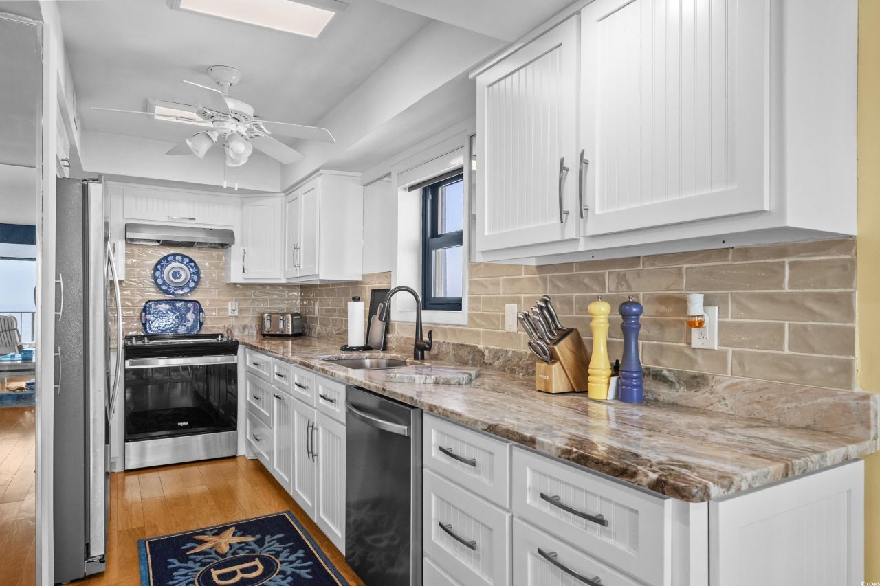 10100 Beach Club Dr. Photo 14