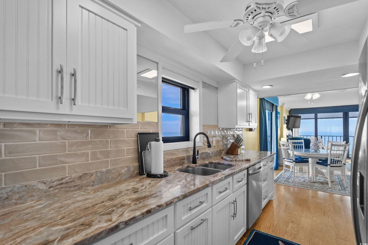 10100 Beach Club Dr. Photo 16