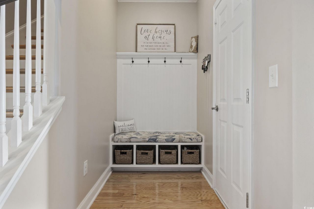 147 Hyacinth Loop Photo 11