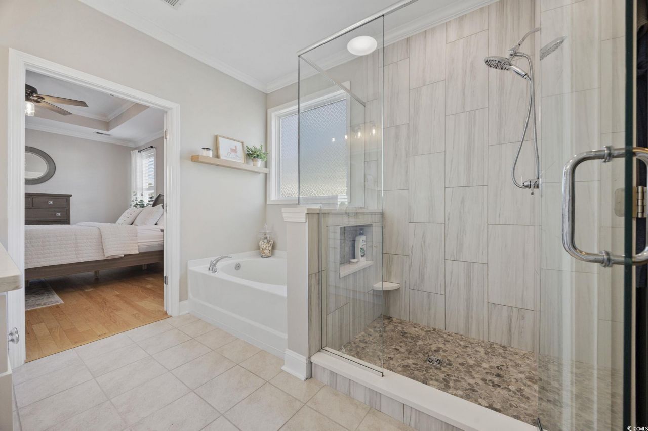 147 Hyacinth Loop Photo 17