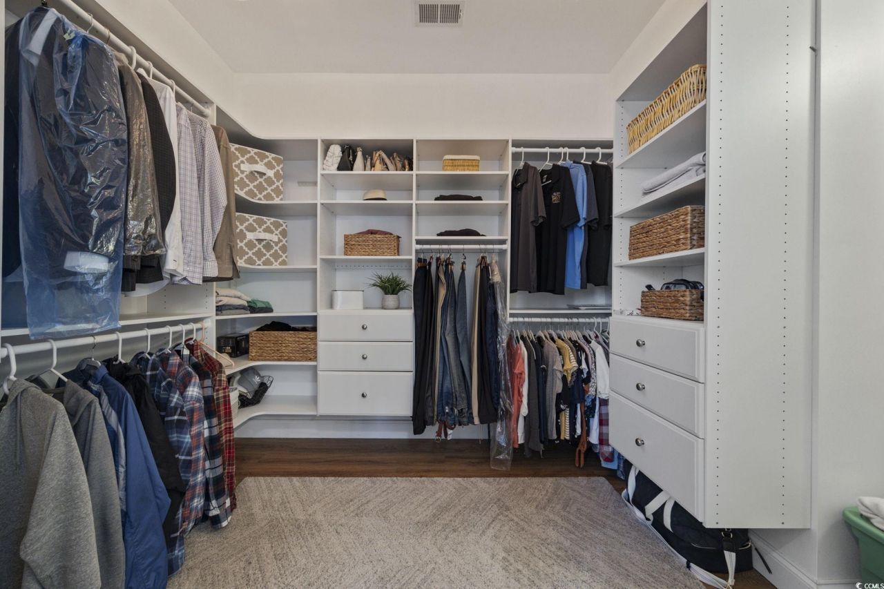 147 Hyacinth Loop Photo 18