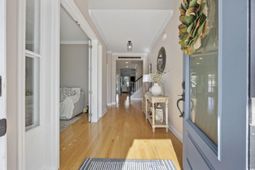 147 Hyacinth Loop photo 4