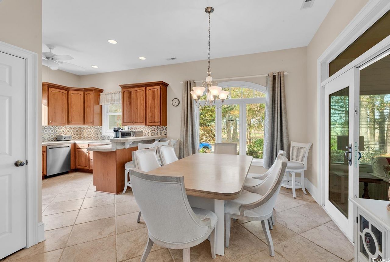 1501 Harbor Dr. Photo 8