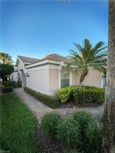 10042 Majestic Ave, Fort Myers, FL 33913 Photo