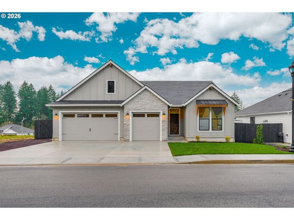 516 W 20TH WAY, La Center, WA 98629