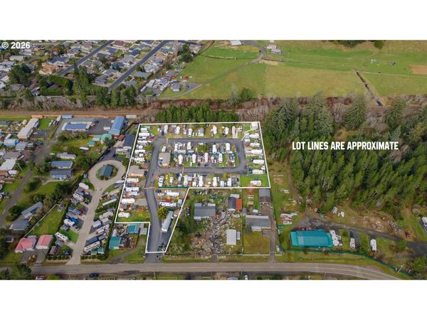 1610 N LAKE RD, Lakeside, OR 97449