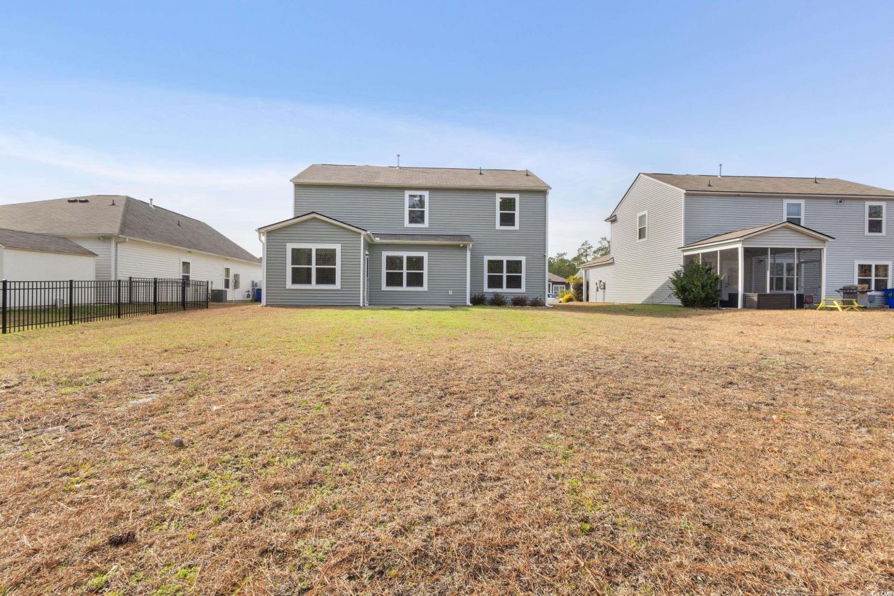 597 Heritage Downs Dr. Photo 10