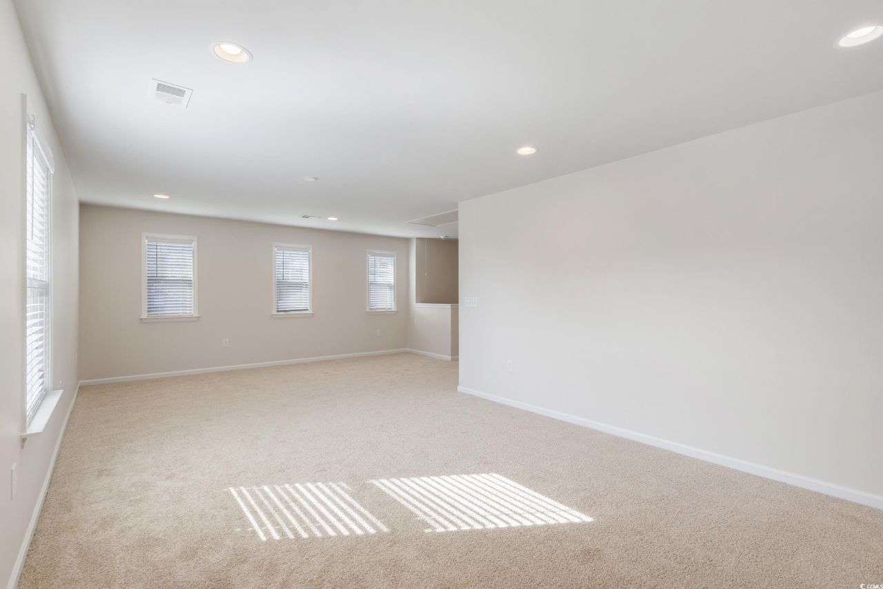 597 Heritage Downs Dr. Photo 11