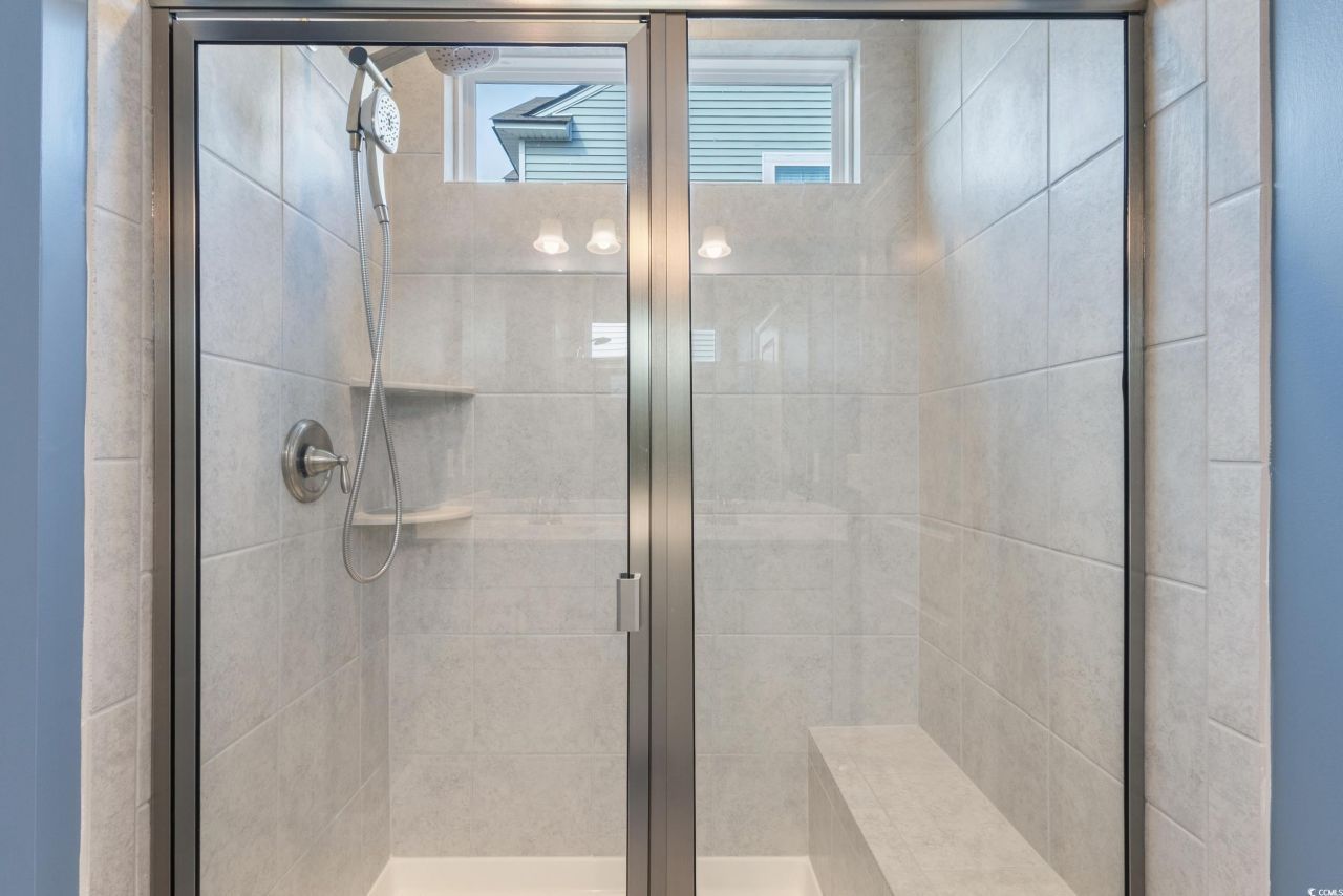 597 Heritage Downs Dr. Photo 15