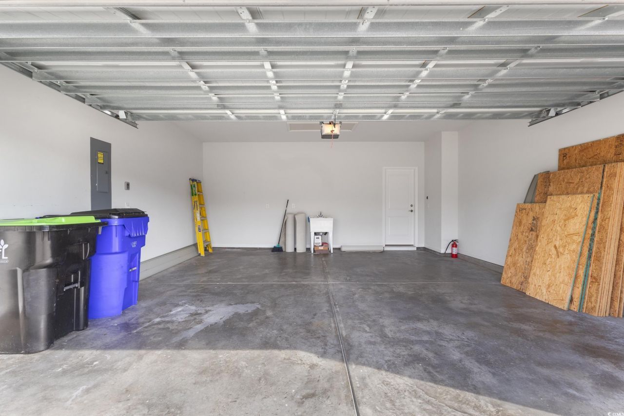 597 Heritage Downs Dr. Photo 32