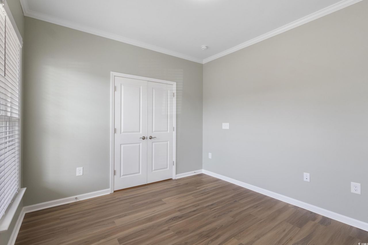 597 Heritage Downs Dr. Photo 34