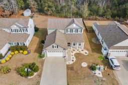 597 Heritage Downs Dr. photo 4