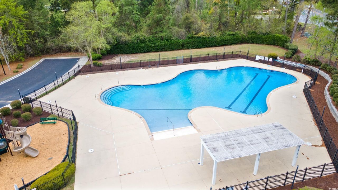 597 Heritage Downs Dr. Photo 40