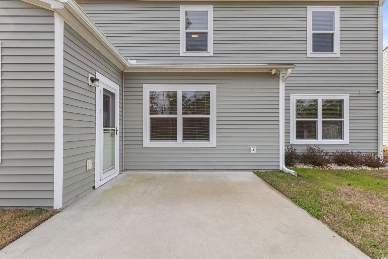 597 Heritage Downs Dr. Photo 5