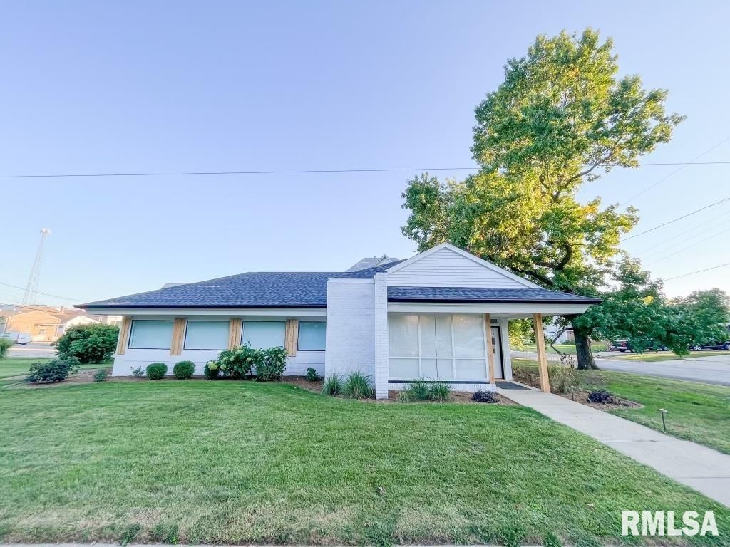 107 W Ann Street, Roanoke, IL 61561 Main Photo