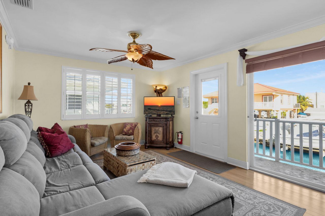 668 & 670 89th Street Ocean, Marathon, FL 33050 Photo