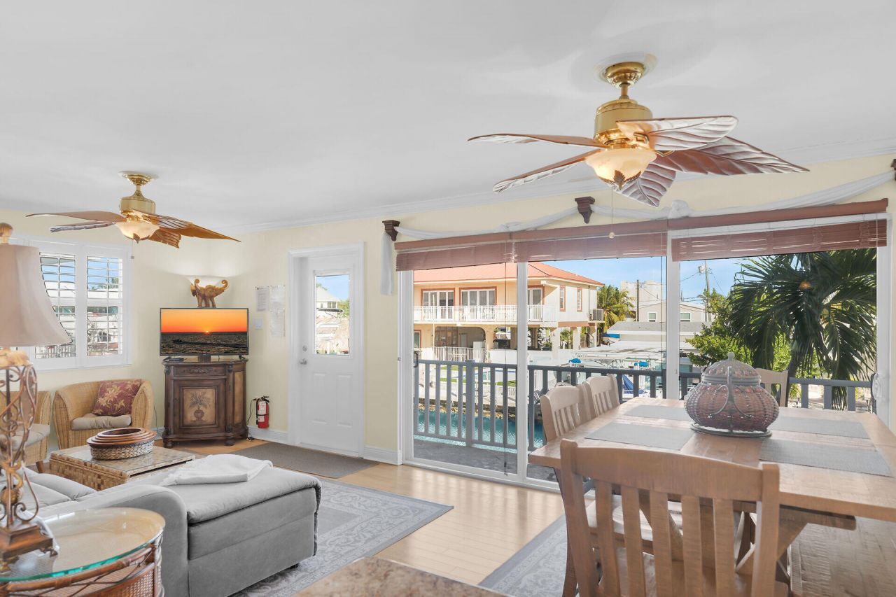 668 & 670 89th Street Ocean, Marathon, FL 33050 Photo