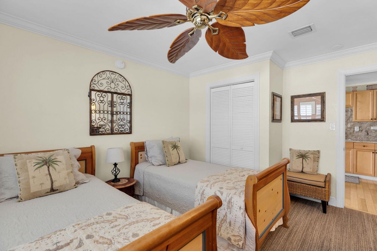 668 & 670 89th Street Ocean, Marathon, FL 33050 Photo