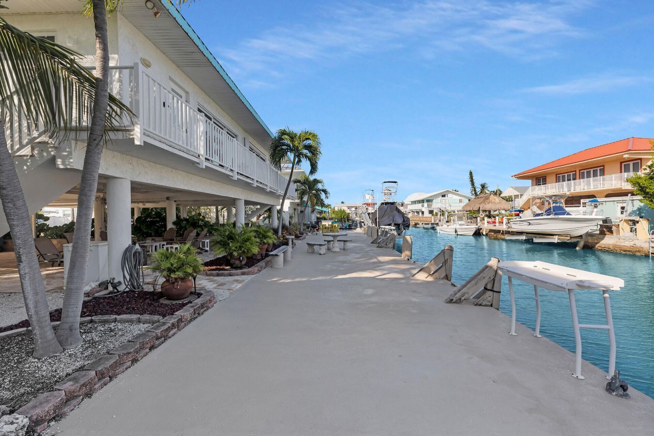 668 & 670 89th Street Ocean, Marathon, FL 33050 Photo