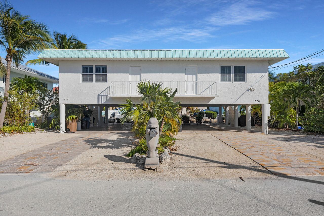 668 & 670 89th Street Ocean, Marathon, FL 33050 Photo