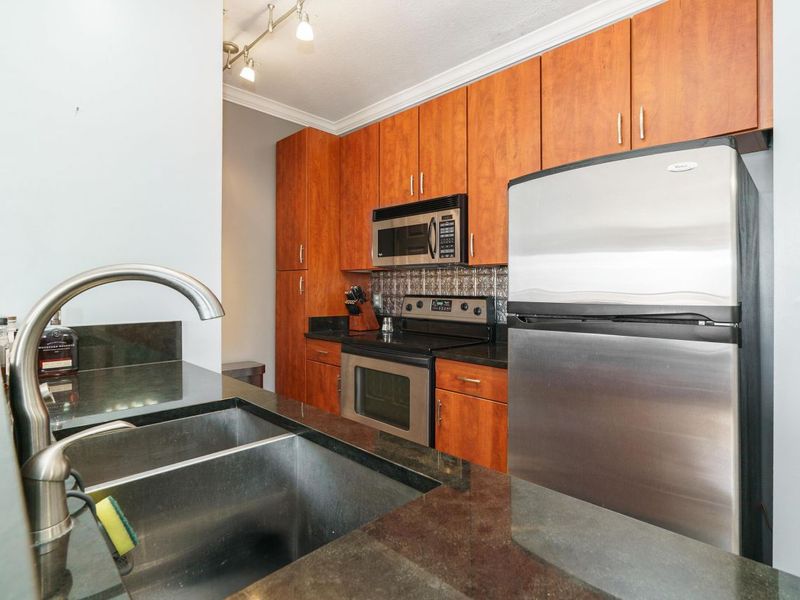 115 E Noble Street, Unit 3, Columbus, OH 43215 Photo 11