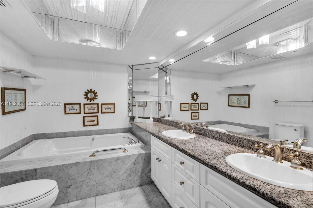 16485 Collins Ave, Unit 2235, Sunny Isles Beach, FL 33160 Photo