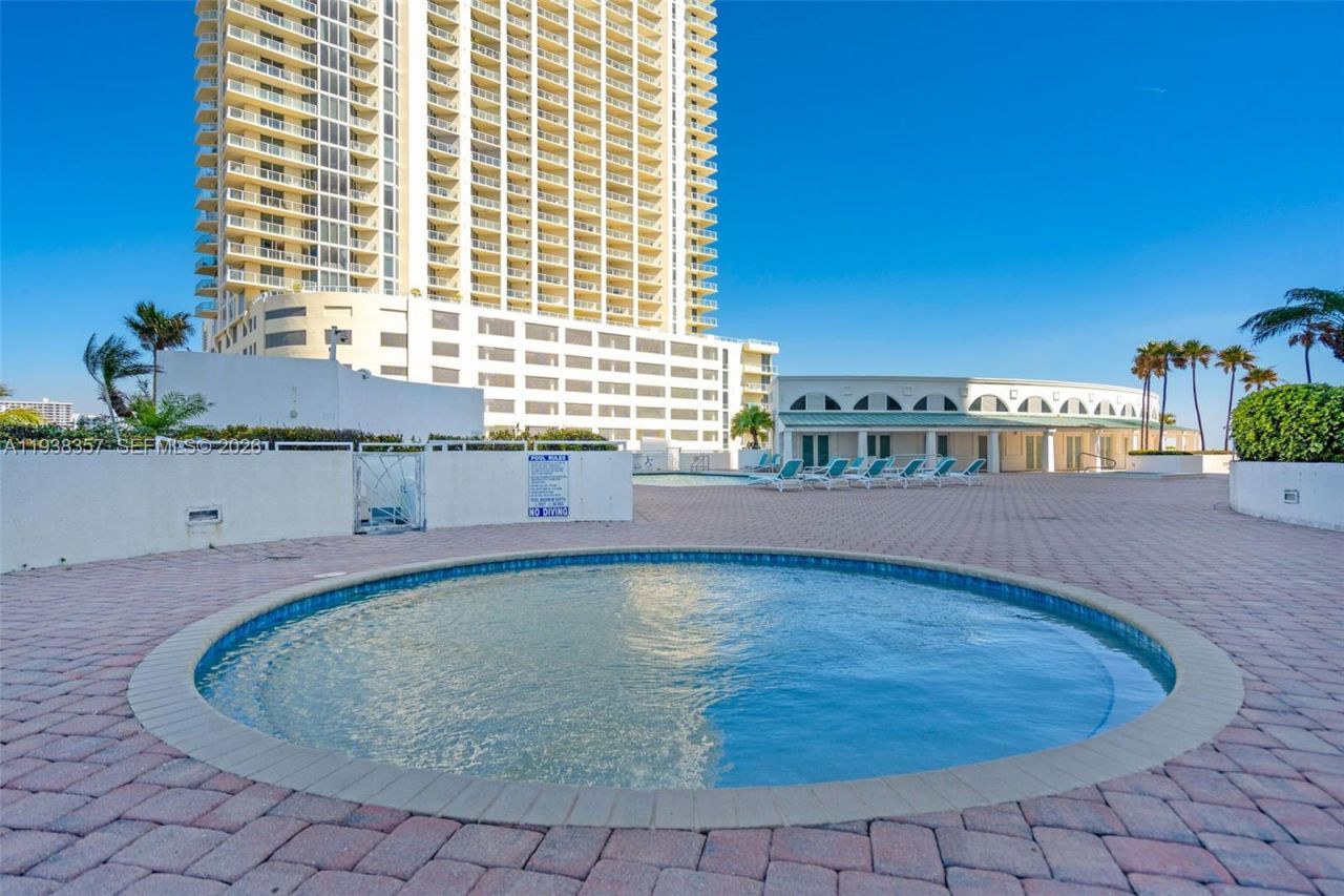 16485 Collins Ave, Unit 2235, Sunny Isles Beach, FL 33160 Photo