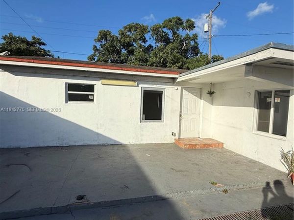 351 E 17th St , Unit 353, Hialeah, FL 33010