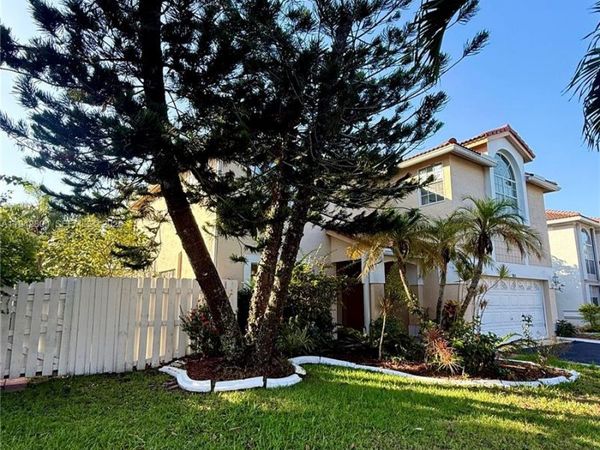 1450 NW 129th Ave , Sunrise, FL 33323