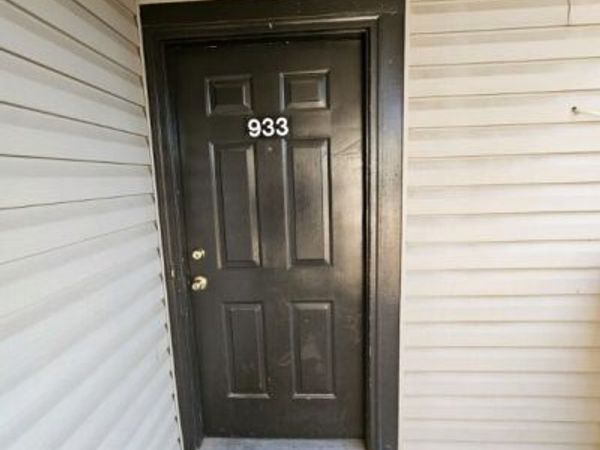 933 Applewood Lane , Fayetteville, NC 28303