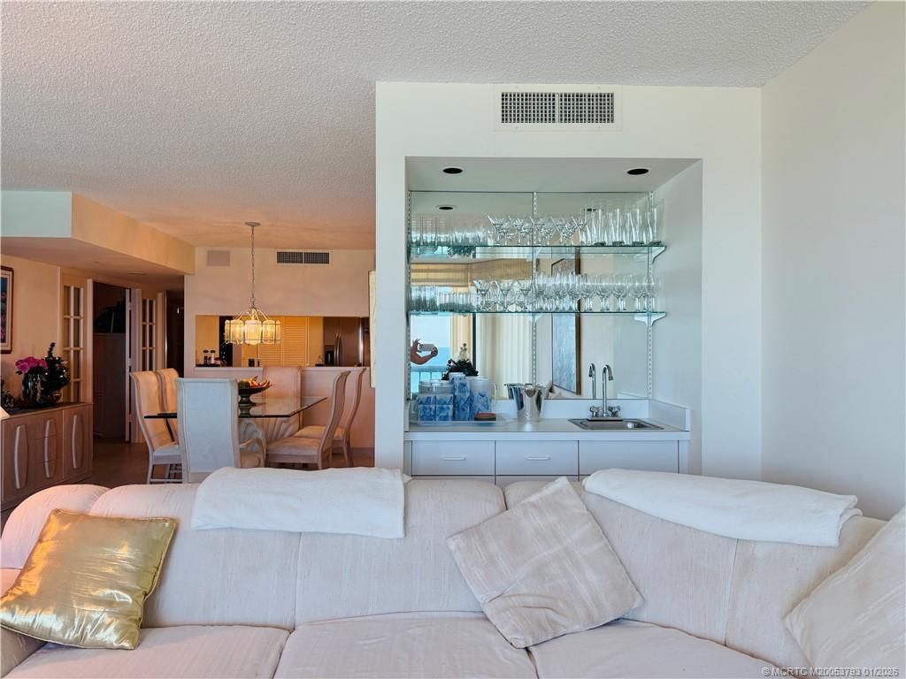 8800 S Ocean Drive, Unit 806, Jensen Beach, FL 34957 Photo