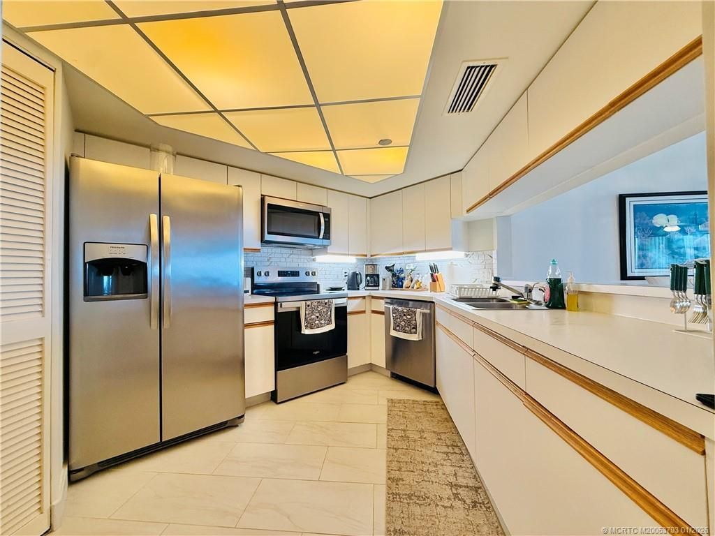 8800 S Ocean Drive, Unit 806, Jensen Beach, FL 34957 Photo