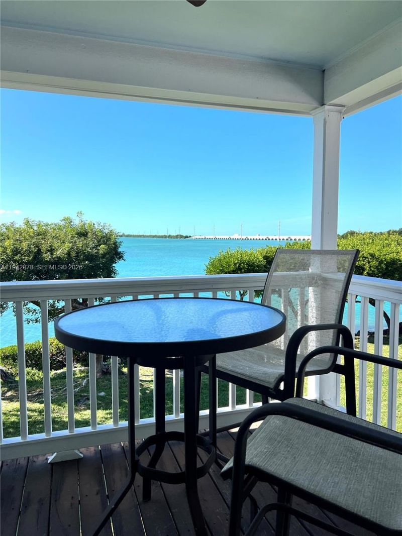 5017 Sunset Village Dr, Duck, FL 33050 Photo