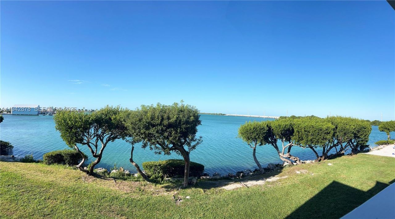 5017 Sunset Village Dr, Duck, FL 33050 Photo