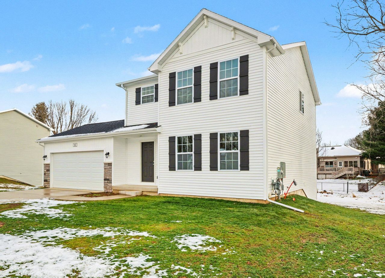 922 Forest Street, Marshall, MI 49068 Main Photo