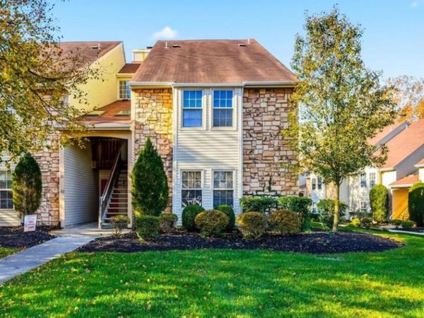 204 TAVISTOCK, Unit 204, CHERRY HILL, NJ 08034