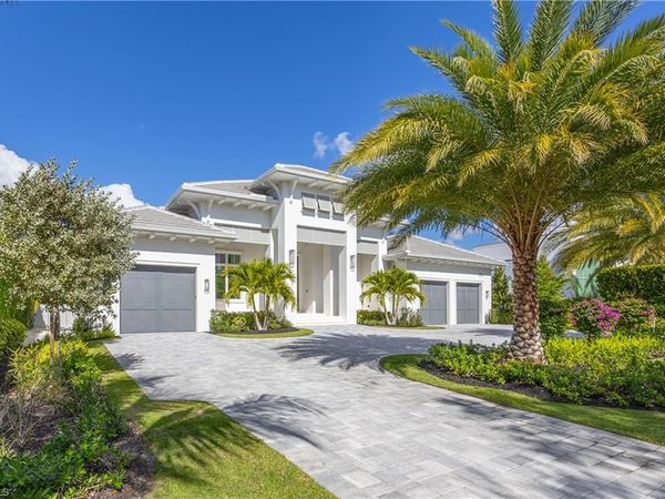 375 Bow Line DR, NAPLES, FL 34103