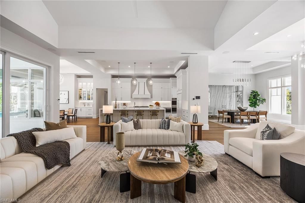 375 Bow Line Dr, Naples, FL 34103 Photo